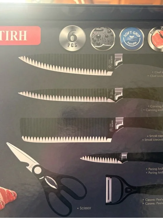 NEW IN BOX- Dvcretirh professional knife, kitchen utensils 6 piece set